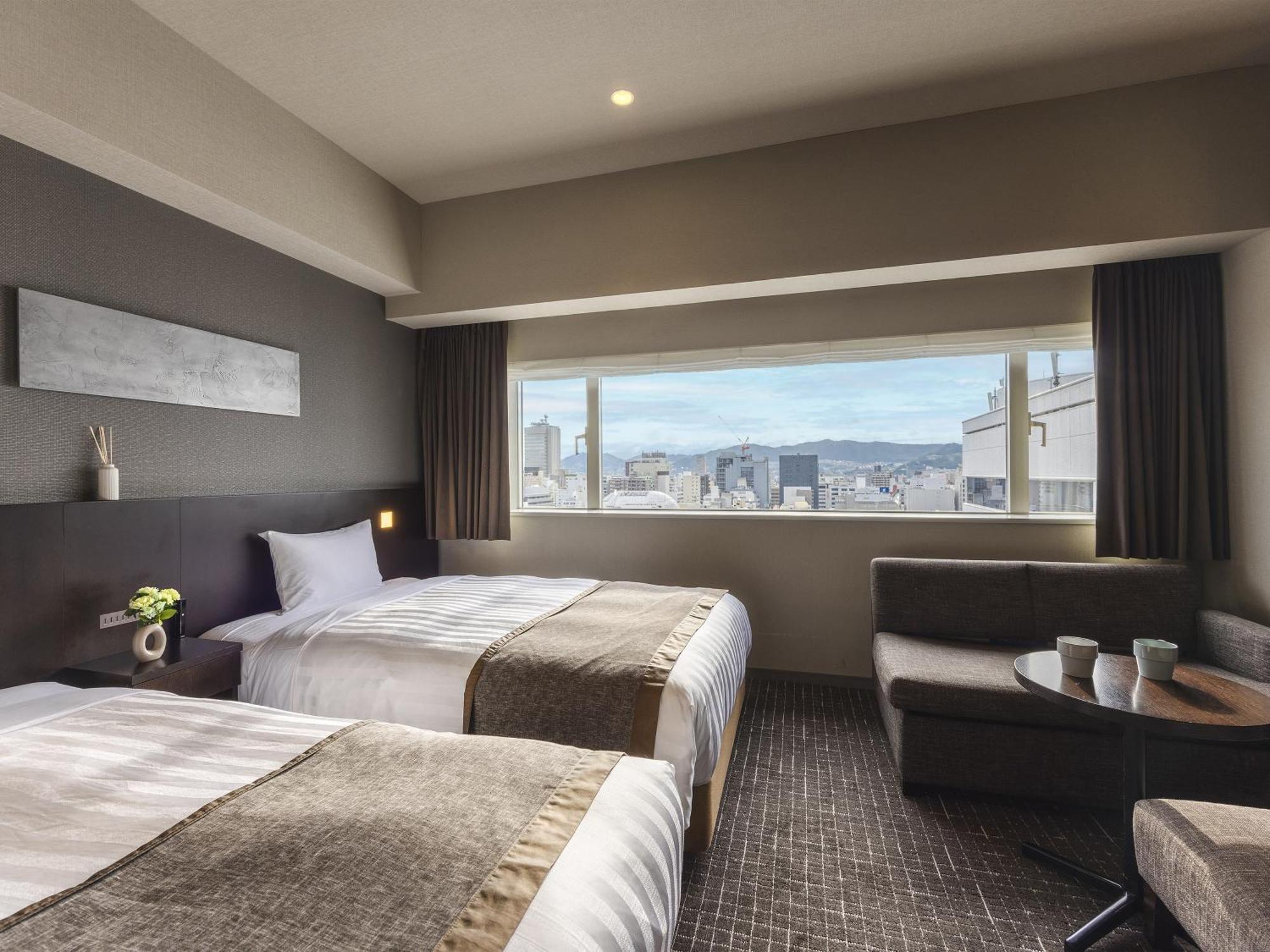 Hiroshima Washington Hotel Bagian luar foto